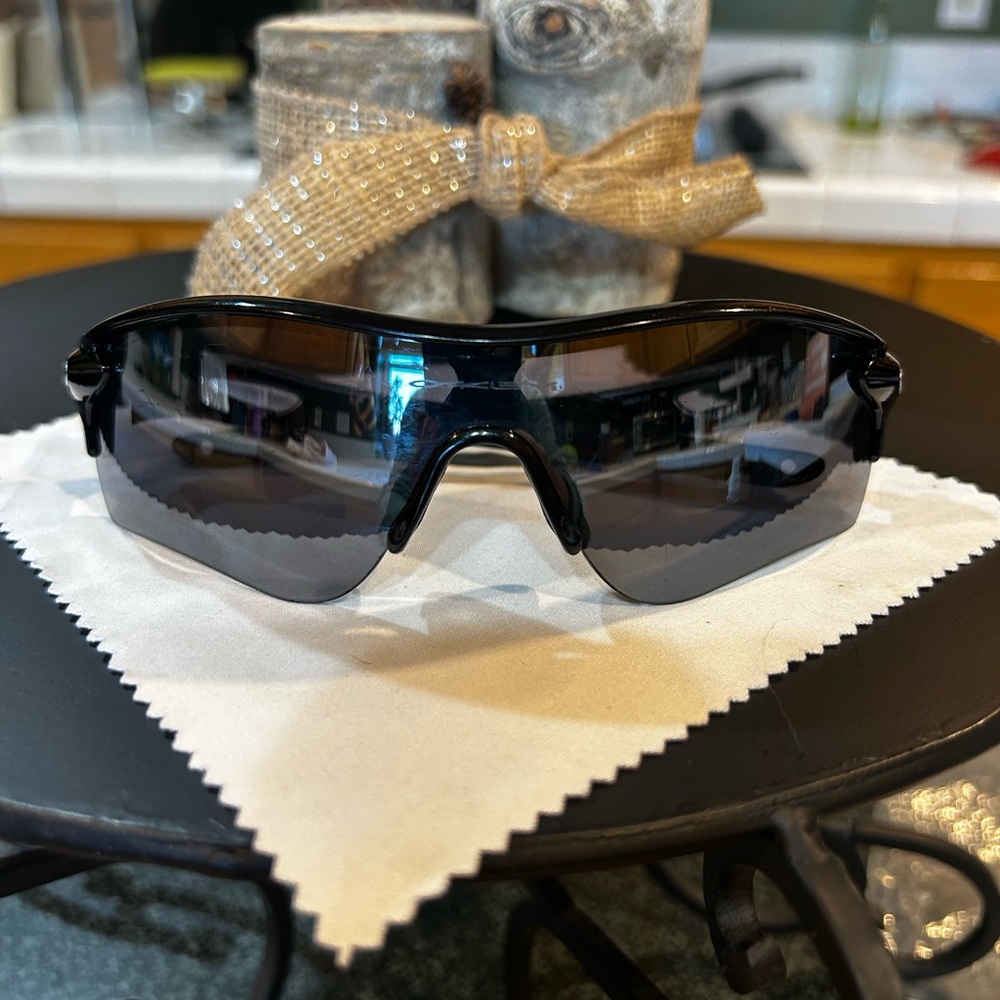 OAKLEY RadarLock sunglasses